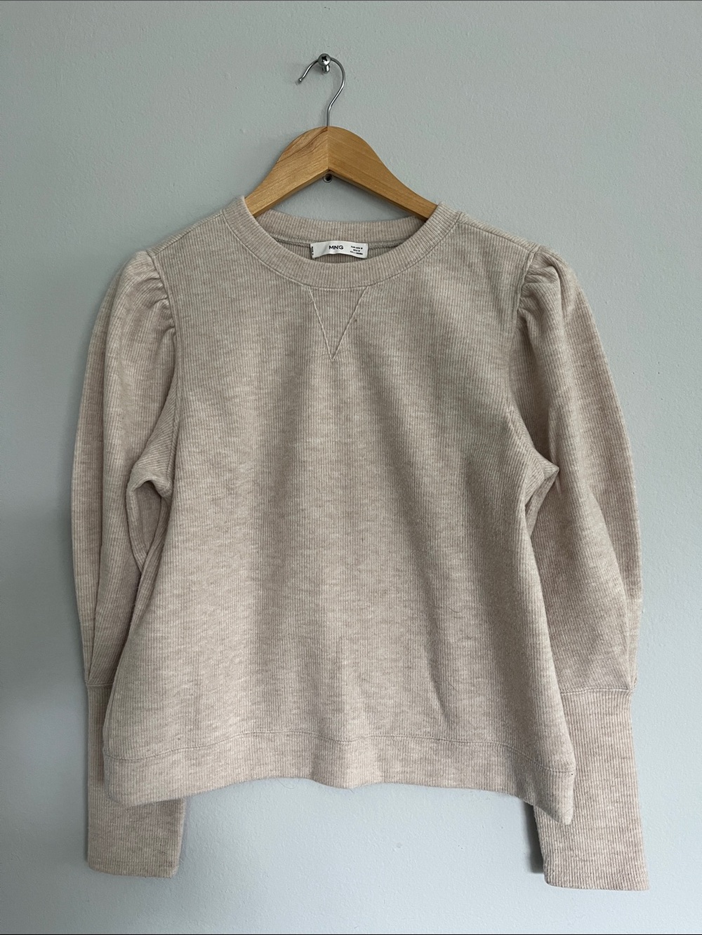 Mango Cream Ribbed Puff-Sleeve Crewneck Sweatshirt